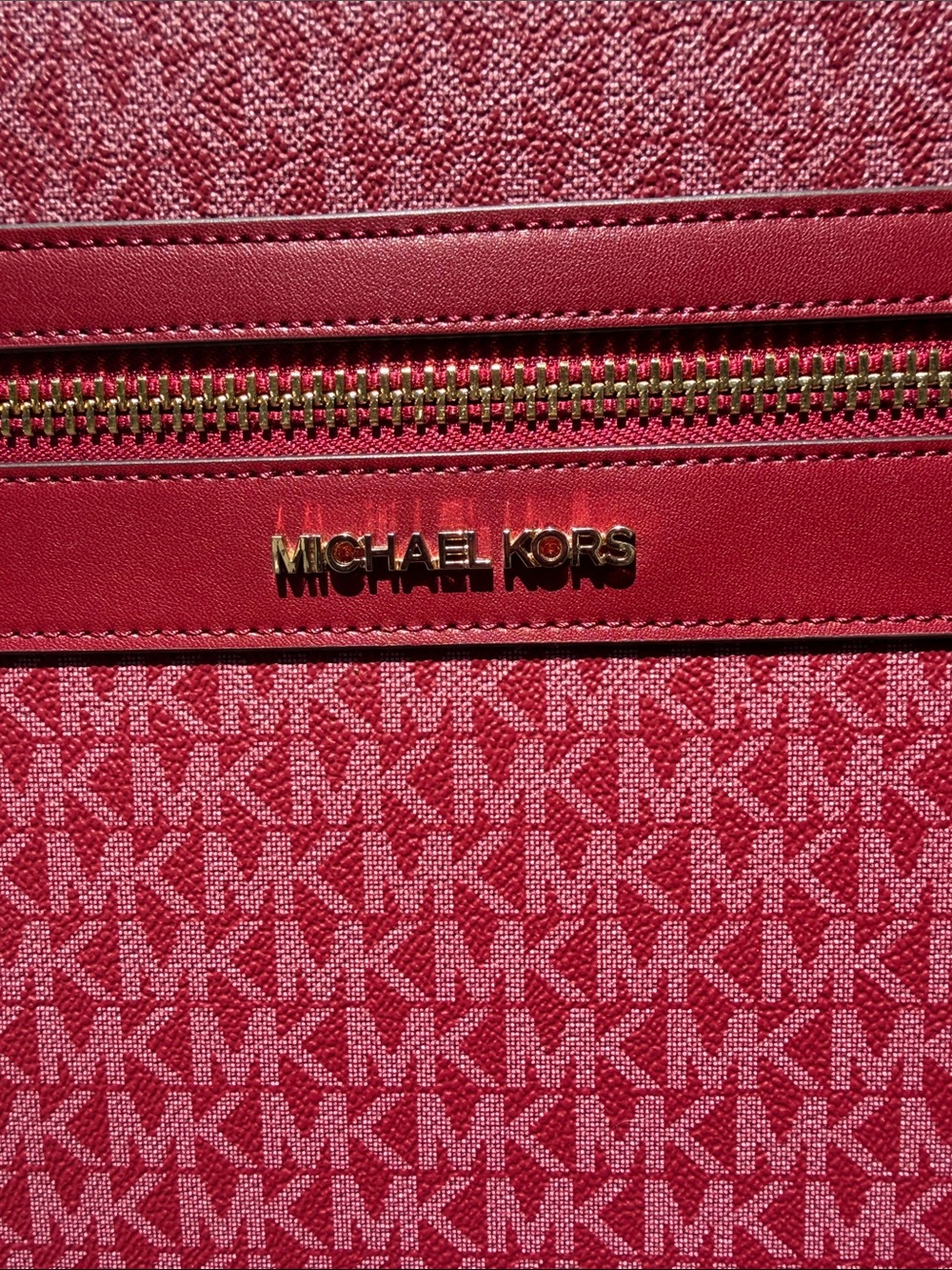 Michael Kors Carry On Suitcase - Picture 2 of 13